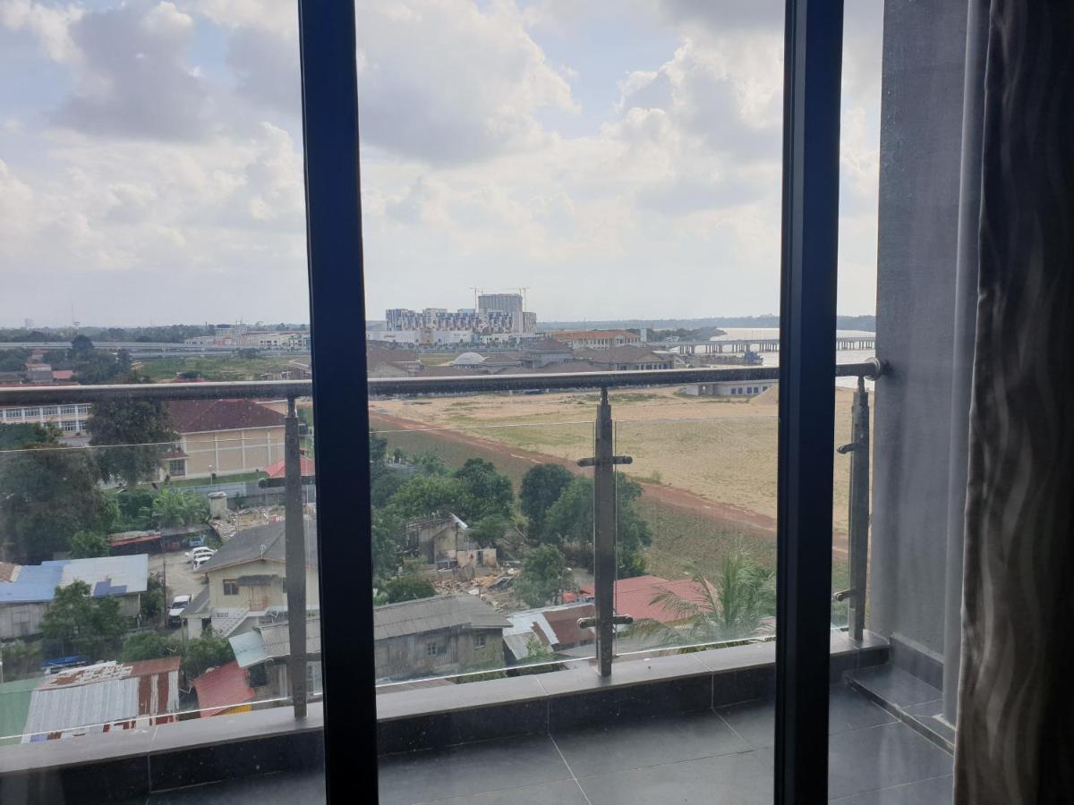 Prestige Sky Riverfront 코타바하루 외부 사진